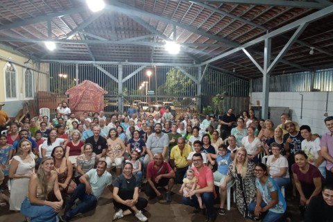 Confraternização de despedida do Padre Patrick